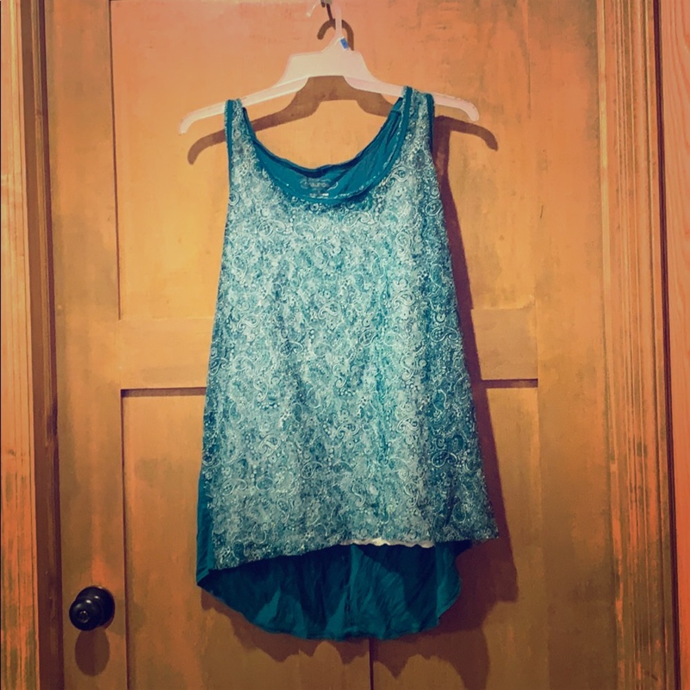 Maurice’s tank top